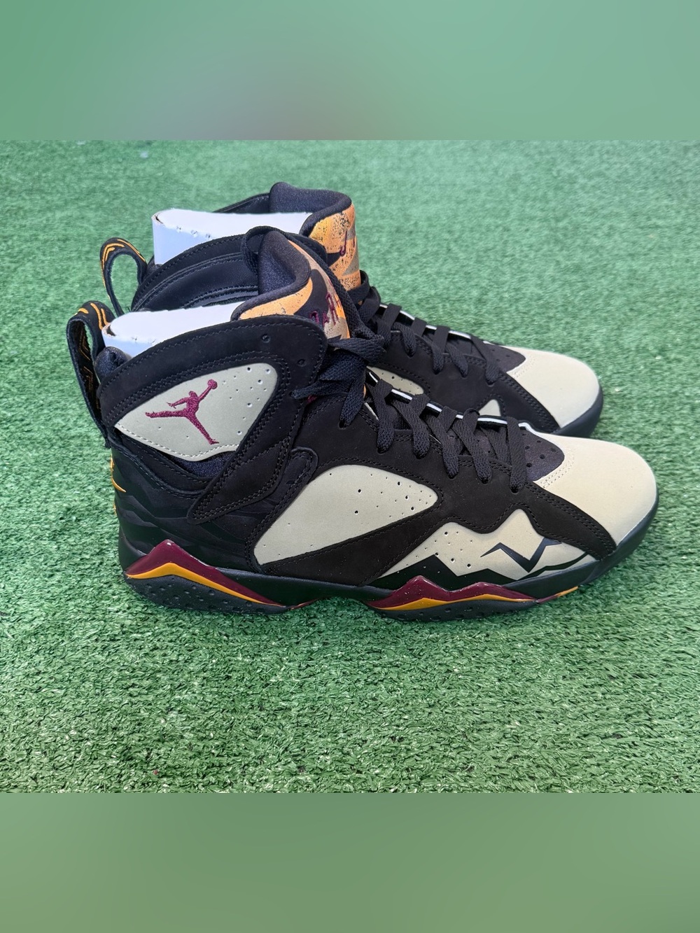 Air Jordan Retro 7 Men's Sneakers Black/Olive Size 10 DN9782-001